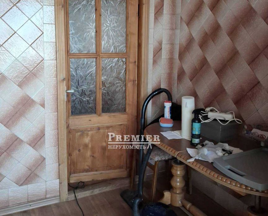 Продам 2-х кімнатну квартиру на Кримській