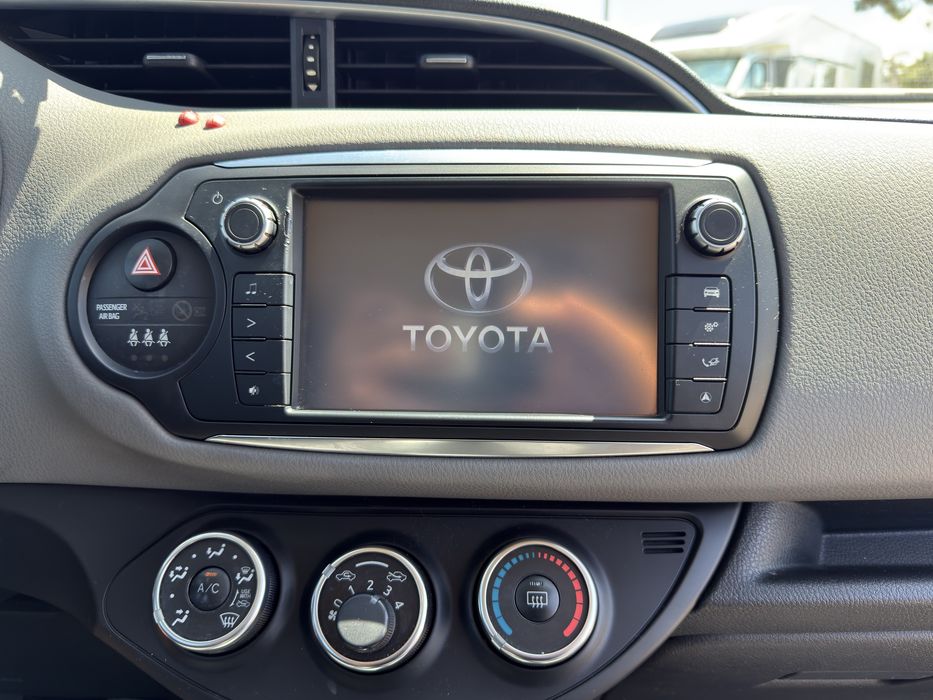 Toyota Yaris 2016 1.0 Gasolina de corrente 117,000km nacional so de um dono aceito retoma troca