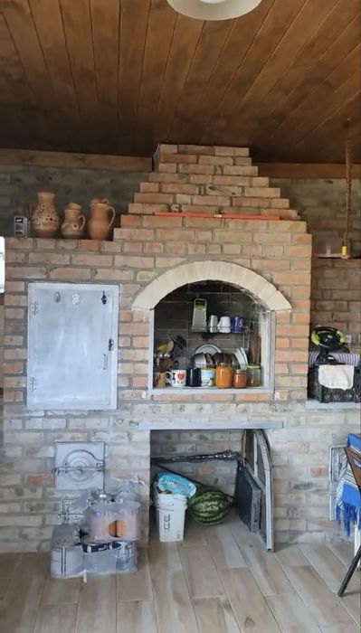 Продам будинок поряд з містом !!