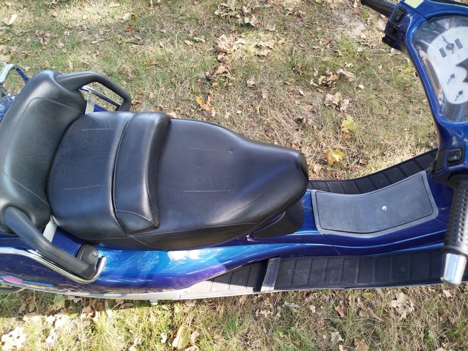 Мопед скутер Піаджио гексагон