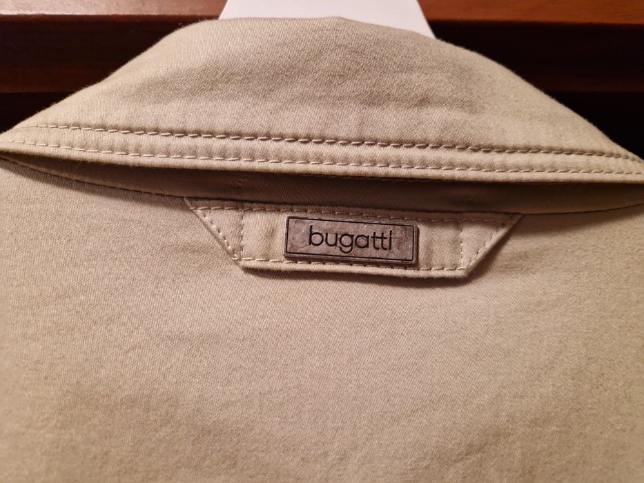 Płaszcz Bugatti beżowy