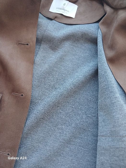 Стильна курточка -піджак