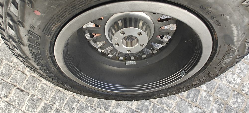 Jante BRAID WINRACE com pneu PIRELLI SCORPION 255 60 r18 novos