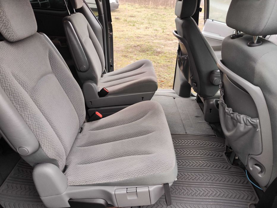 Chrysler Gr Voyager 2.8 CRDI 150KM _ 7-os _ Zadbany