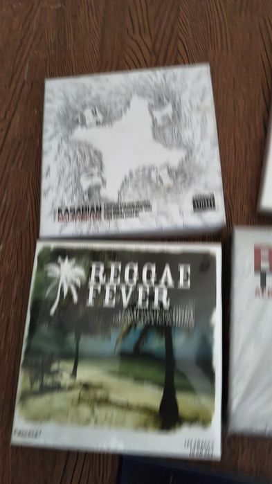 Lote cds novos
20€
