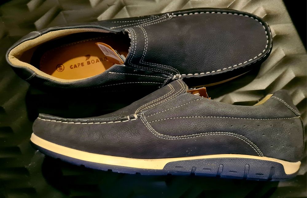 Sapatos  novos   pele natural n 45 -45.5