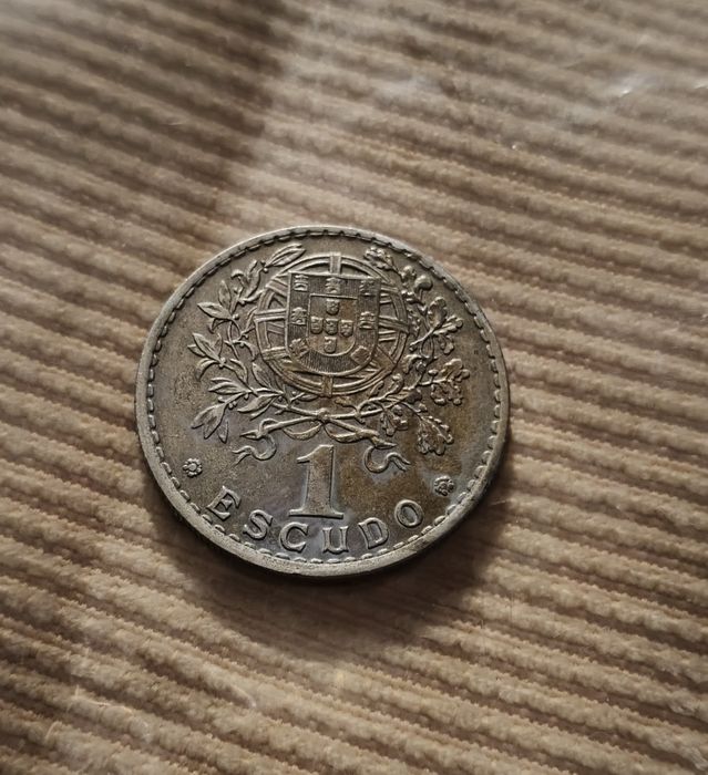 Moeda de 1 Escudo ALPACA de 1968