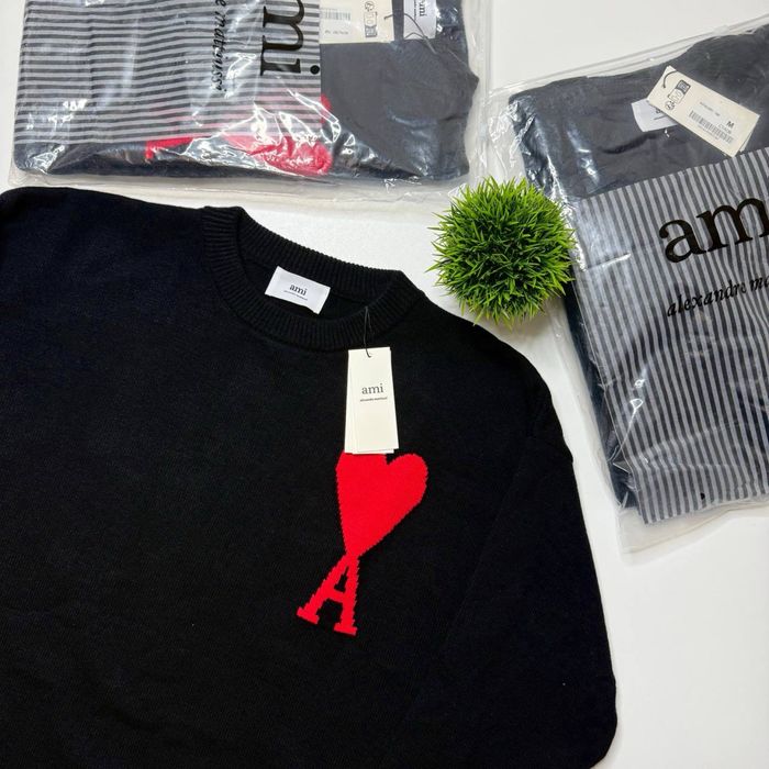 Свитер  кофта ami