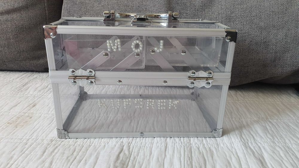 Kuferek total clear kosmetyki aluminiowy