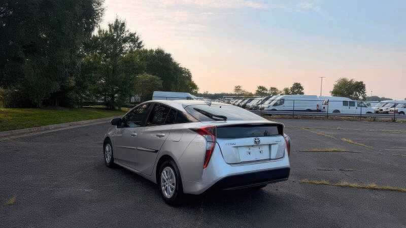 2016 Toyota Prius Two