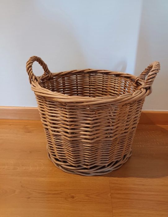 Cesta de verga redonda