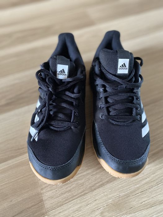 Продам кросівки адідас !