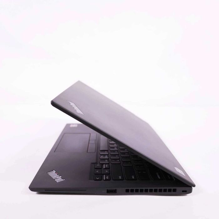 LENOVO T14S GEN 2  RYZEN 5 PRO 5650U/ 512GB / 8GB