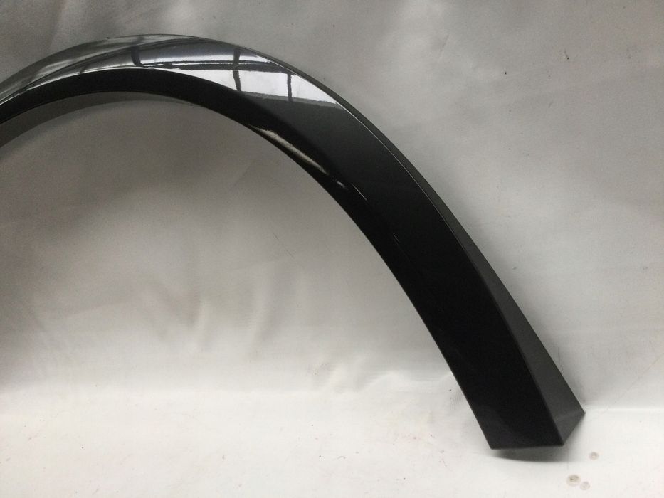 volvo xc90 2014 tył strona prawa listwa błotnika tylnego