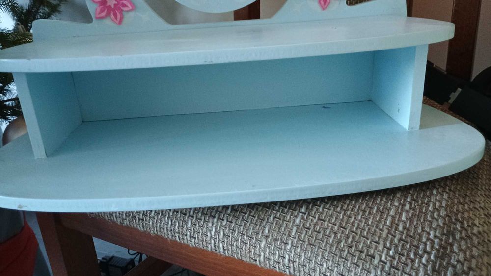 Mini toaletka z kusterkiem