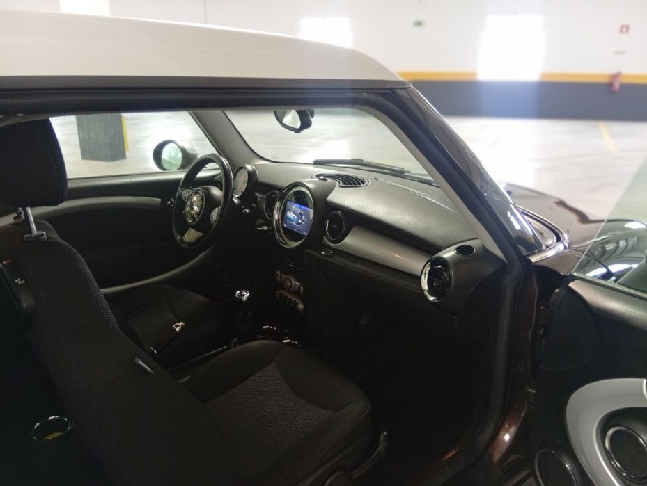 Mini Cooper clubman D  ano 2009 (R55)