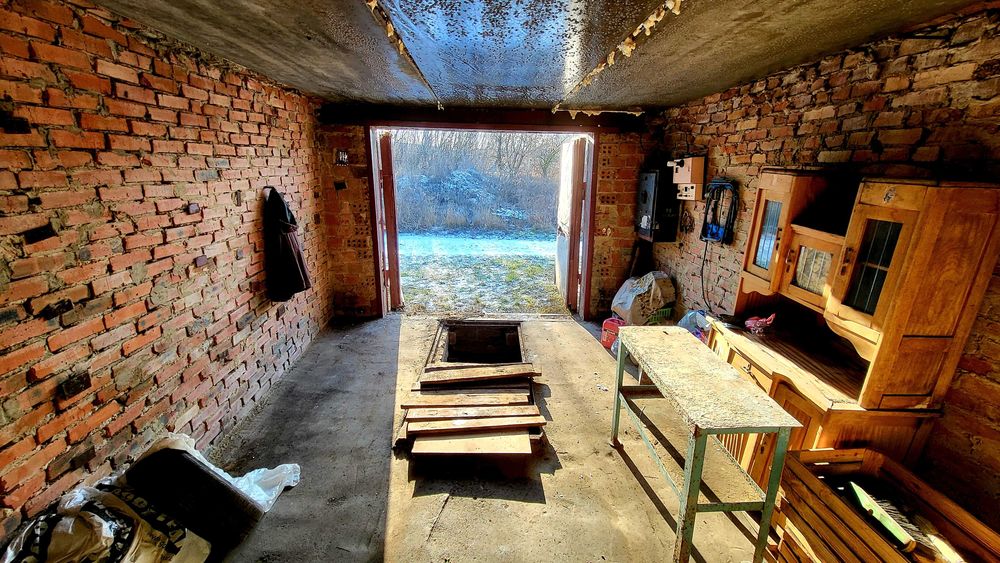 Продам гараж, поруч з Метро, кооператив "Олімпійський" (Восход")