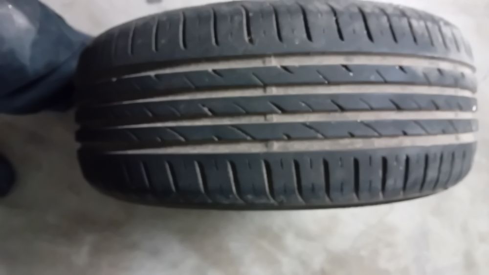 Pneu para Golf 195/50/R15