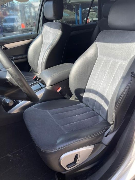 Para peças MERCEDES-BENZ Classe R (W251, V251)