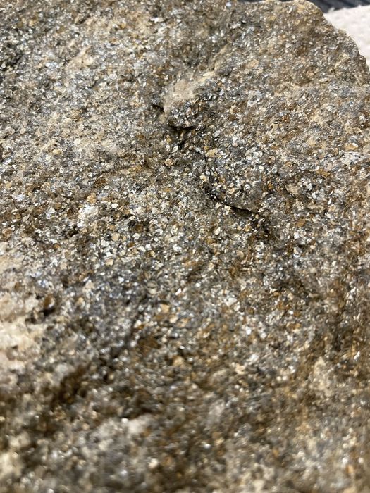 Kamień ozdobny piryt ,duży