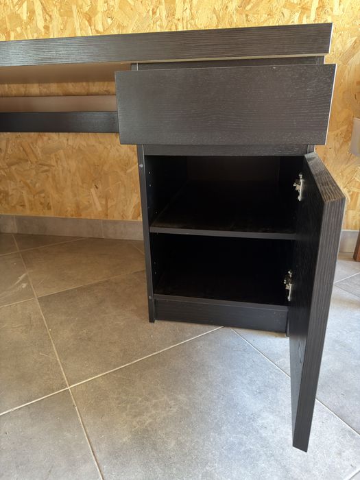 Secretária Ikea Malm