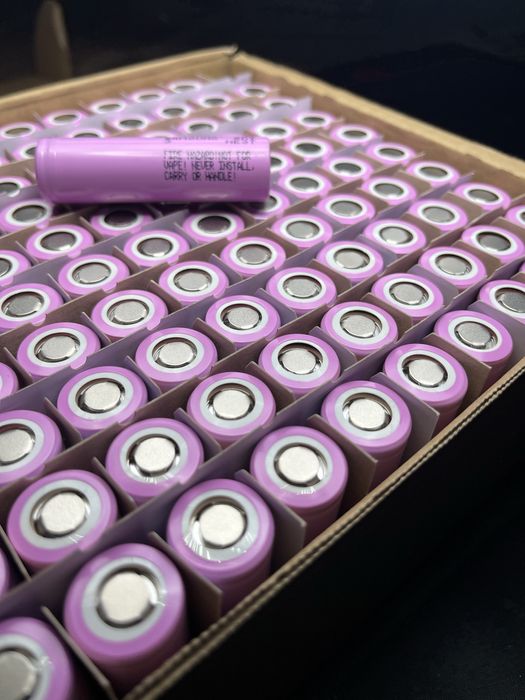 Nowe ogniwa Samsung 35e 18650 ( lg mj1 21700 vtc5a 32e panasonic Ig)