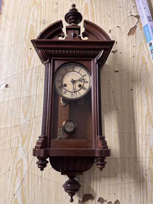 Relogio classico a funcionar perfeitamente