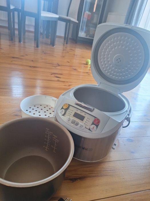Multicooker Philips HD 3037