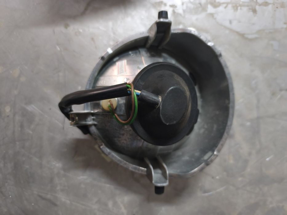 Sym fiddle farol frente original