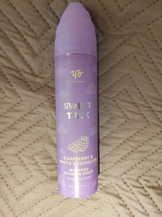 Sweet talk, espuma de banho, hair and body mist e creme para mãos.