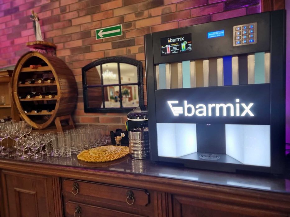 Barmix, barman automat do drinków. Fotobudka 360, ciężki dym!