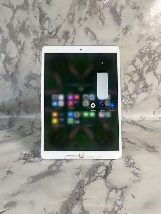 ipad air 3 - купить планшет - Цена на OLX.ua