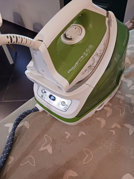 Ferro rowenta de caldeira impecave (( leia o anuncio