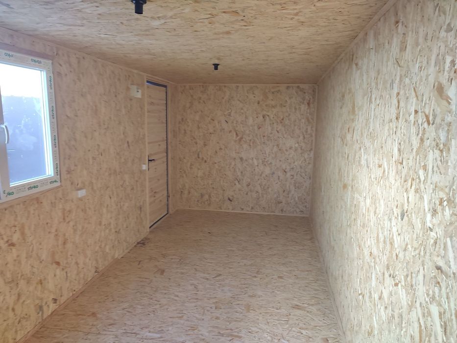 Вагончики, побутівки, дачні будиночки, пости охорони.