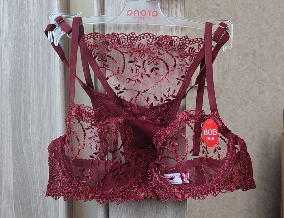 Білизна, комплект бордовий, новий! 80В