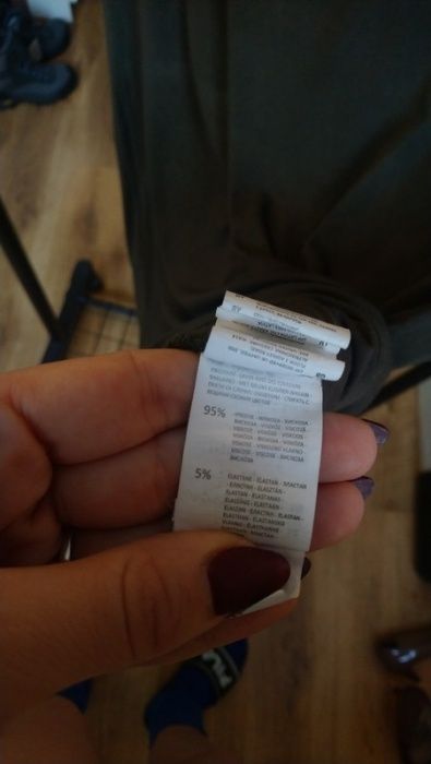 Khaki bluzka Mohito M – elastyczna i wiskozowa v