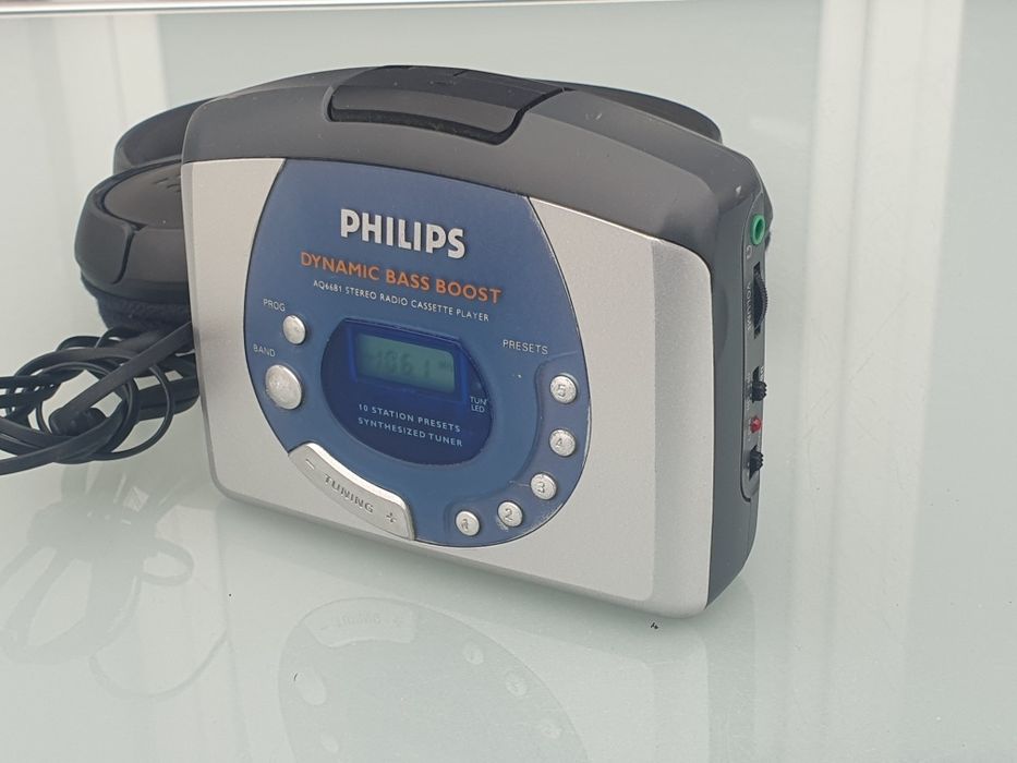 Odtwarzacz przenośny walkman Philips aq6681 z radiem