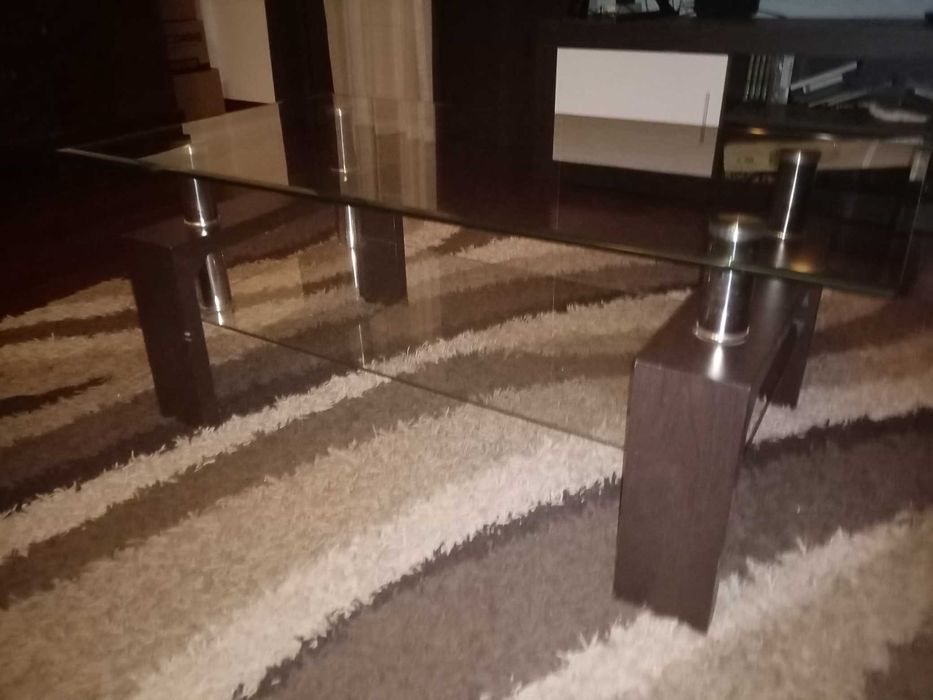 Mesa de centro em vidro
