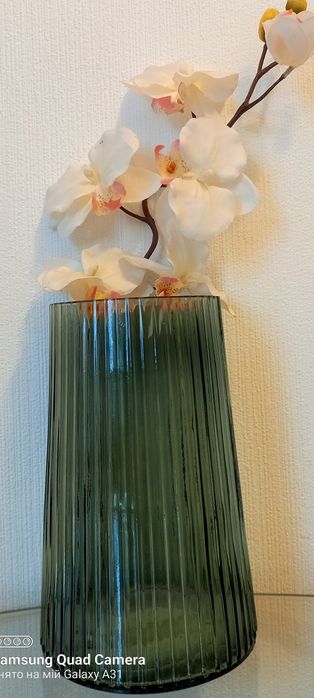 Ваза скляна для квітів