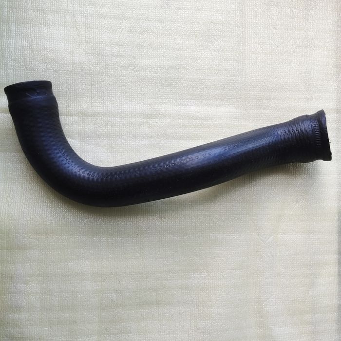 Патрубок охлаждения радиатора нижний BMW e39,#11532246767.Оригинальный