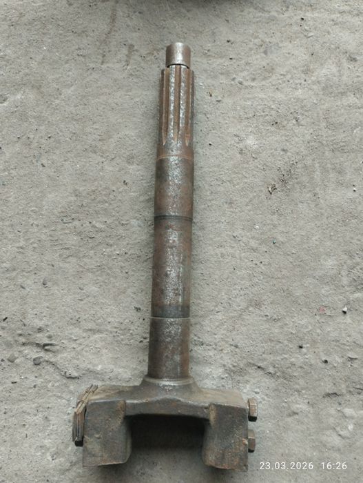 Запчастини ЮМЗ первічний вал стартер.