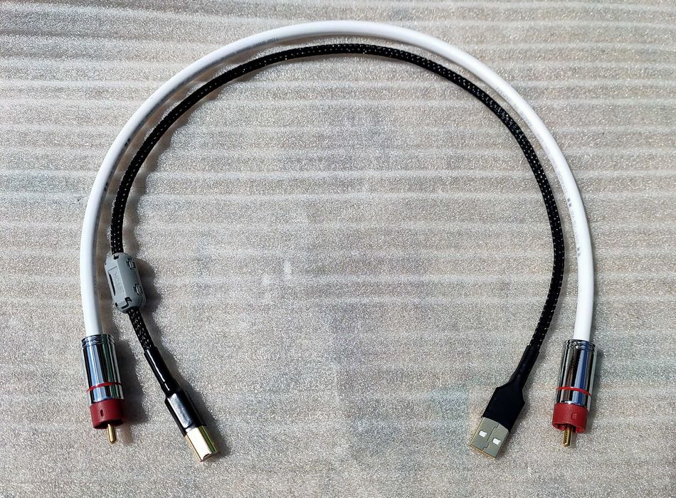 Цифровой коаксиальный кабель Coaxial USB A - B Oyaide DST-75R Niotech