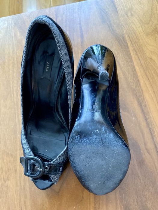 Buty na obcasie ZARA