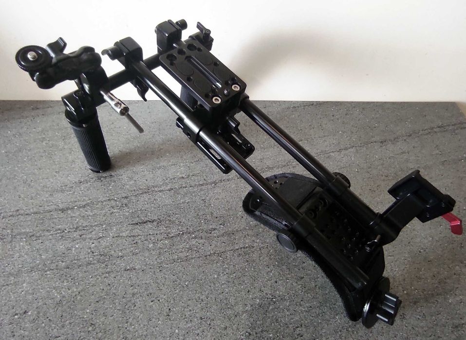 rig statyw naramienny