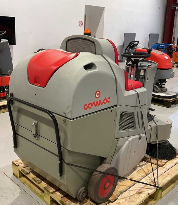 Zamiatarka Comac CS700B rok 2021