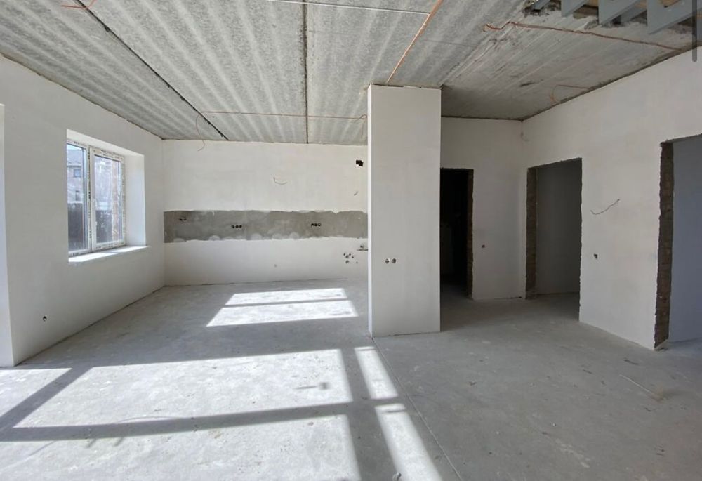 Продам Двох поверховий будинок супер локація