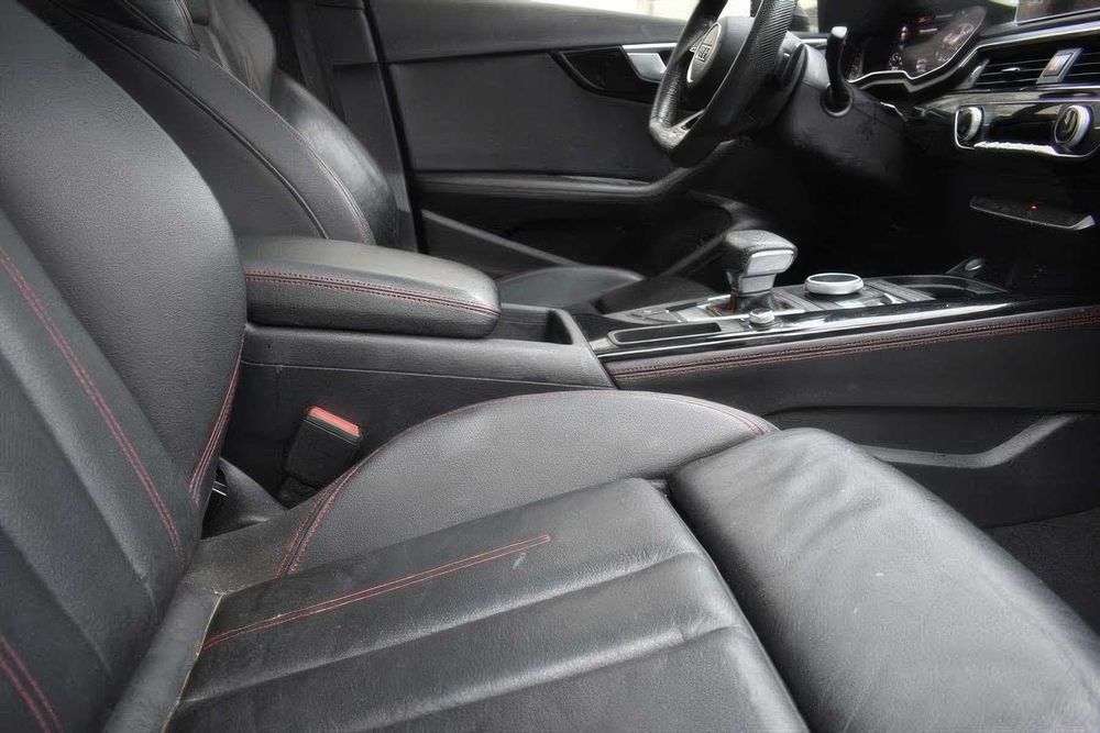 Audi A4 quattro Premium Plus      2019