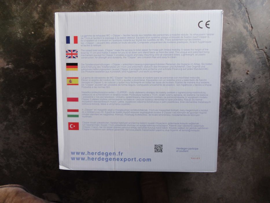 Assento elevatório de sanita novo