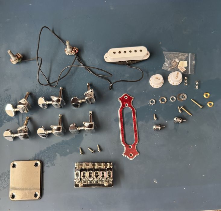 Vendo peças para guitarra  electrica