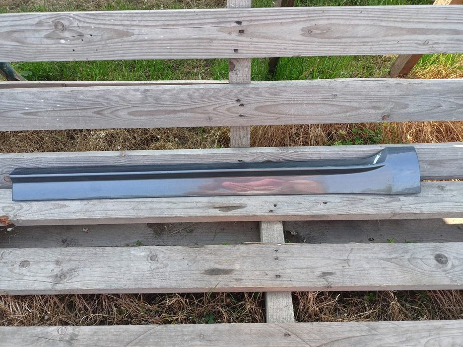 VW Sharan II 2 7N0 10- listwa drzwi prawy tył prawa tylna nakładka